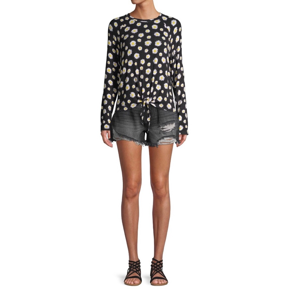 Destructed Mom Fit Short, Black Wash